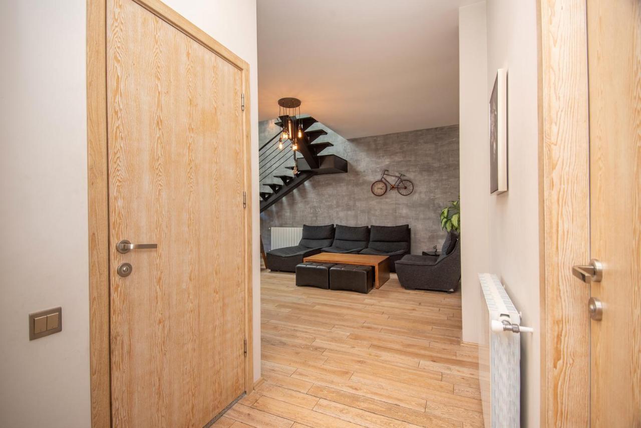 Luxury 4 Bedroom Apartment #1 In The City Center Of Tbiliszi Kültér fotó