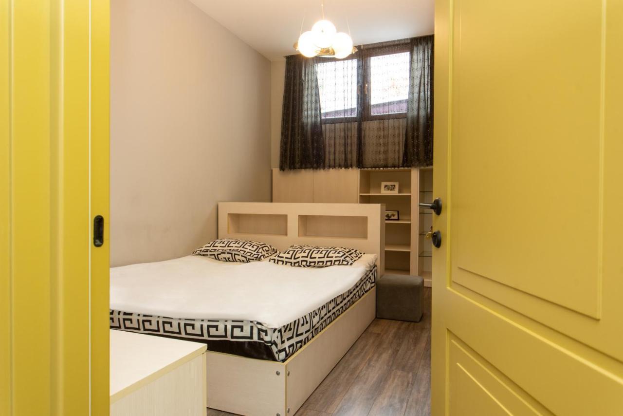 Luxury 4 Bedroom Apartment #1 In The City Center Of Tbiliszi Kültér fotó