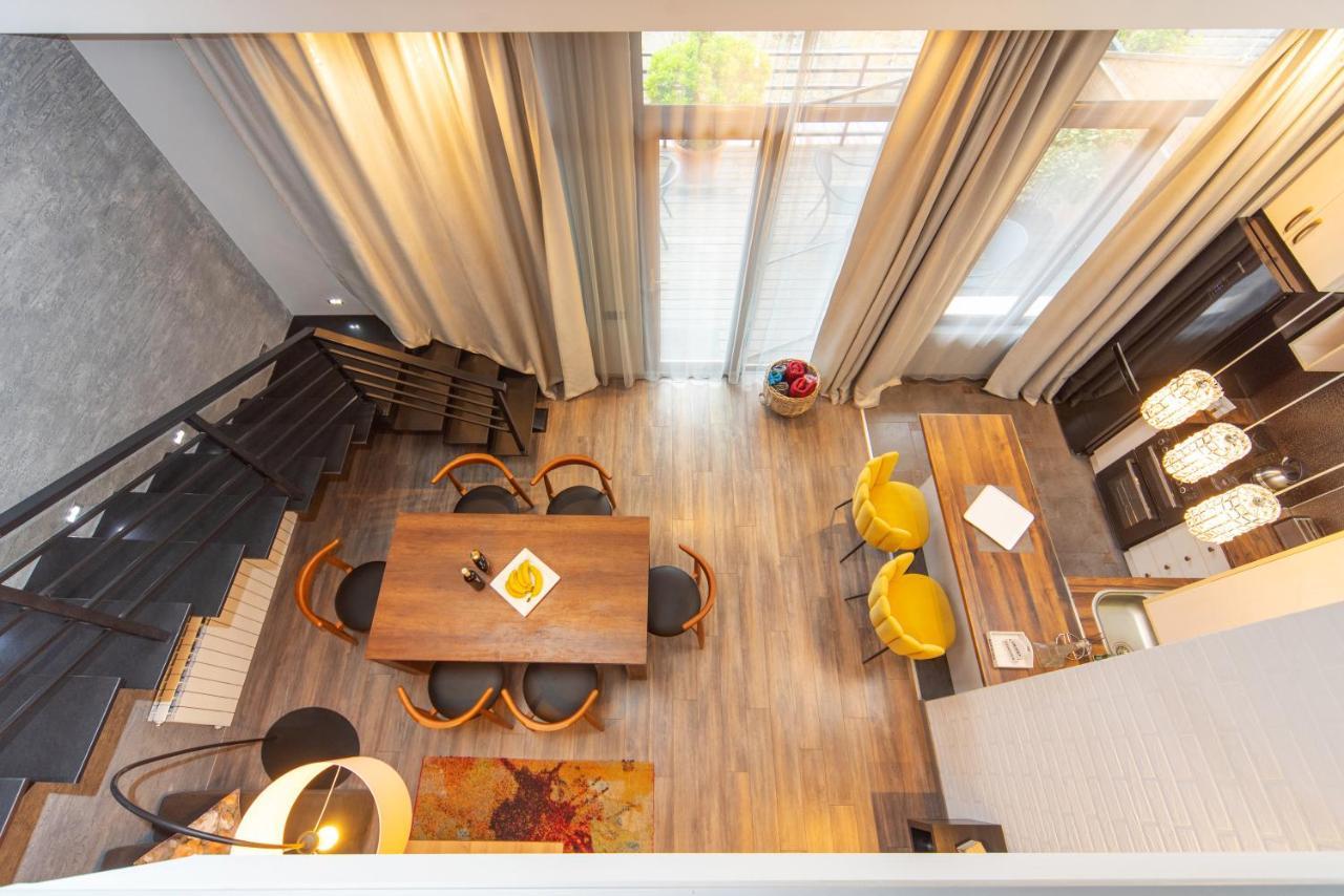 Luxury 4 Bedroom Apartment #1 In The City Center Of Tbiliszi Kültér fotó