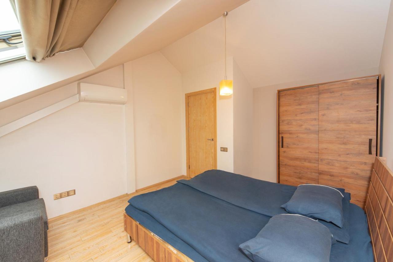 Luxury 4 Bedroom Apartment #1 In The City Center Of Tbiliszi Kültér fotó