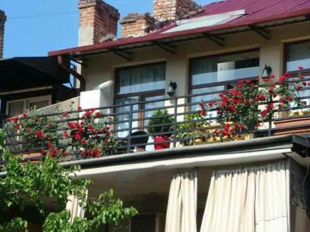 Luxury 4 Bedroom Apartment #1 In The City Center Of Tbiliszi Kültér fotó